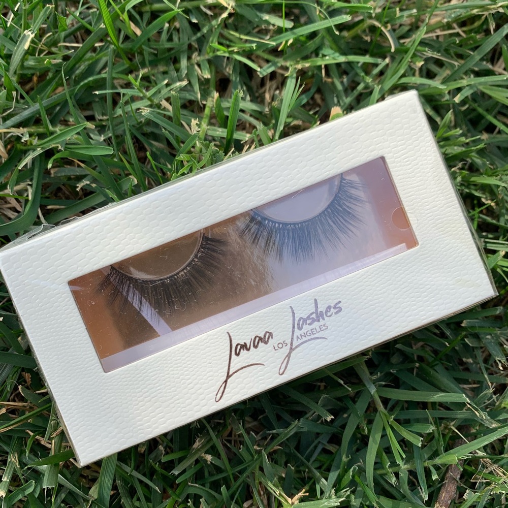 Women’s Lashes